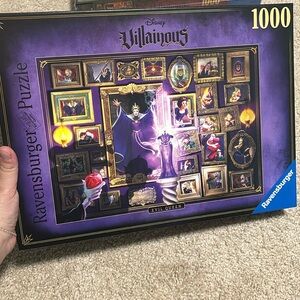 1000 piece Disney Villainous puzzle